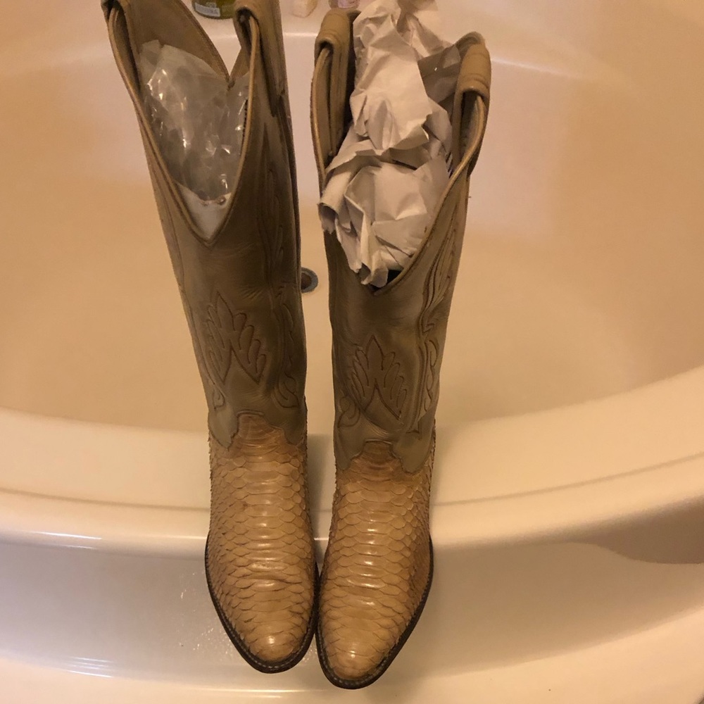 💥 RARE COWBOY BOOTS